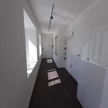 Apartment Ferienwohnung Balkon Mit Meerblick *